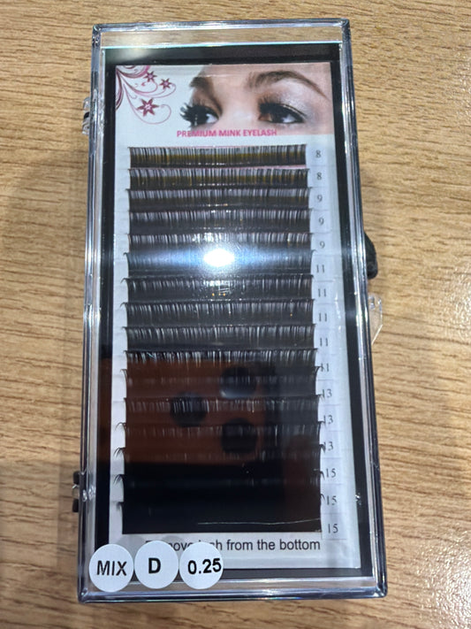 13686 Eyelash Premium Mink Mix 1 box x 1