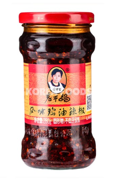 00795 LGM Chicken Flavour Chilli Oil with Tofu老乾媽風味雞油辣椒 Dau OT 280g x1