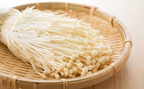 Fresh Enoki Mushroom 金菇 Nam kim cham 200gm x 1pck